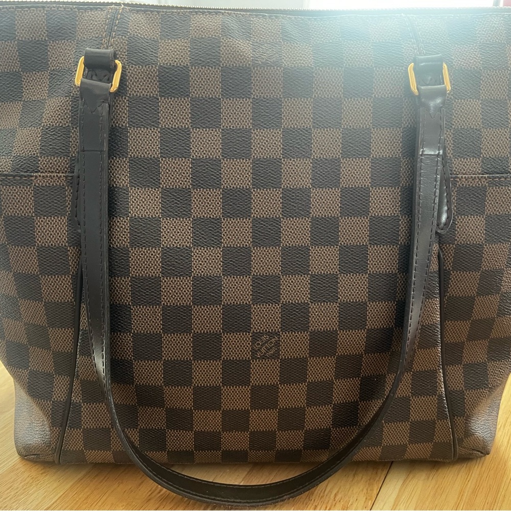 Louis Vuitton Totally MM Damier Ebene Tote